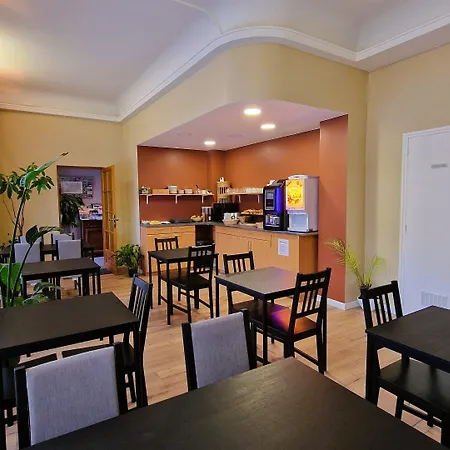 Mary's - Centre Gare Sncf Hotel