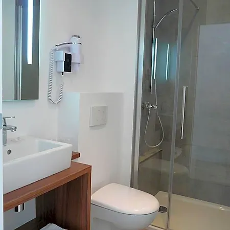 Mary's - Centre Gare Sncf Hotel 3*