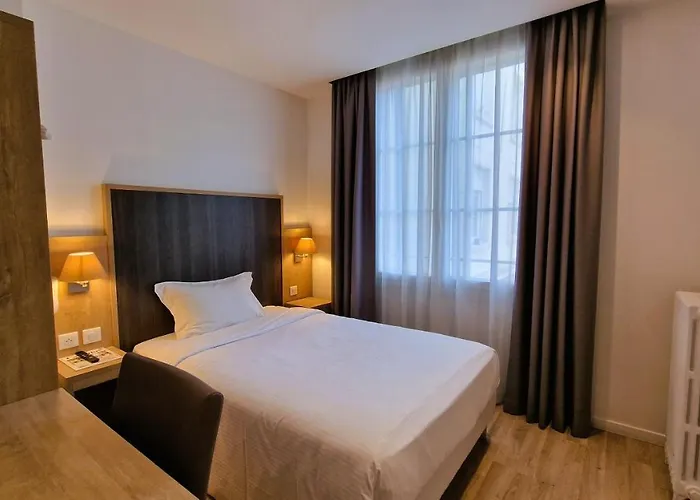 Mary's - Centre Gare Sncf Otel 3*