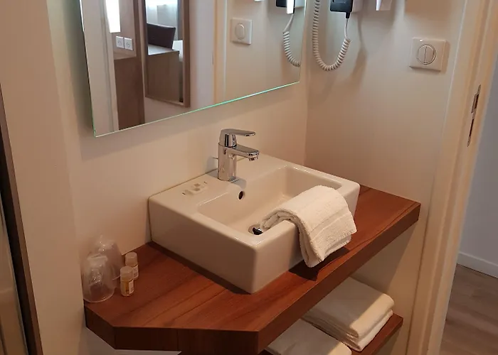 Mary's - Centre Gare Sncf Hotel 3*