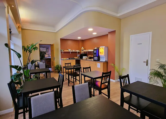 Mary's - Centre Gare Sncf Hotel